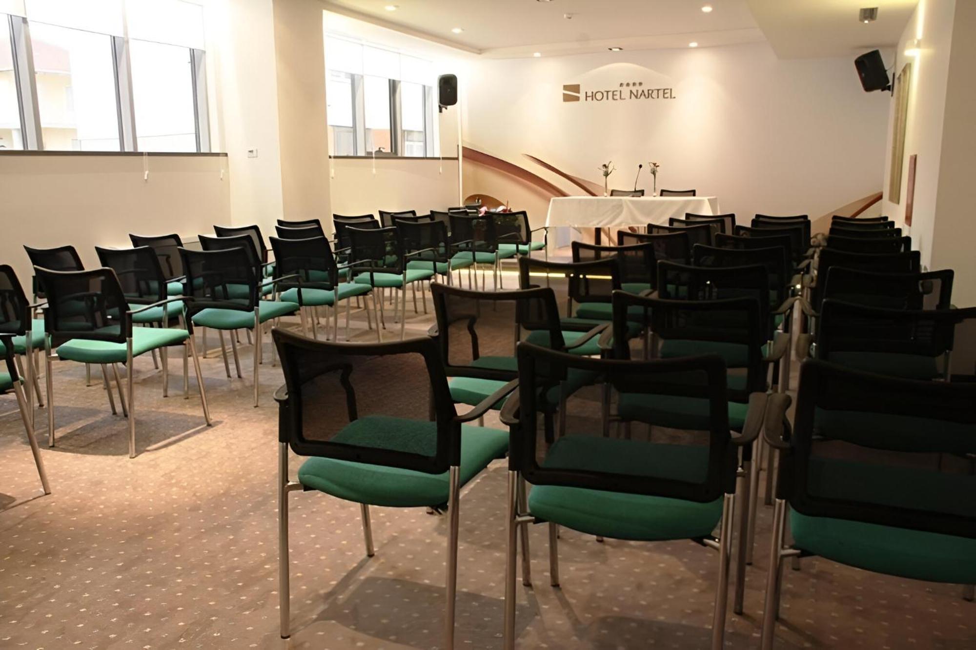 Hotel Nartel Pristina Business foto